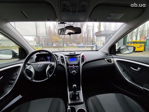 Hyundai i30 2013 белый - фото 15