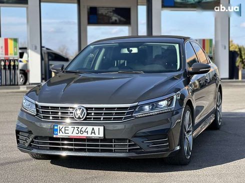 Volkswagen Passat 2016 - фото 13