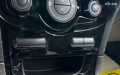 Ford Fiesta 2019 - фото 20
