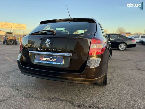 Renault Laguna 2011 - фото 10