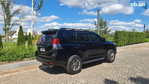 Toyota Land Cruiser Prado 2010 - фото 26