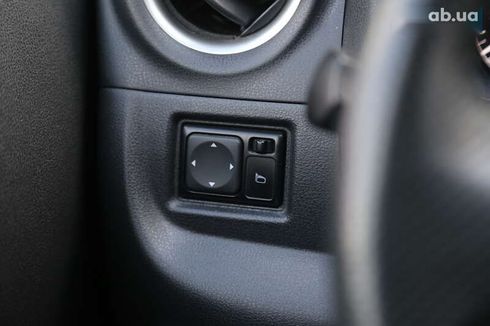 Nissan Versa 2017 - фото 21