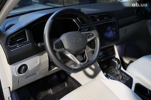 Volkswagen Tiguan 2021 - фото 24