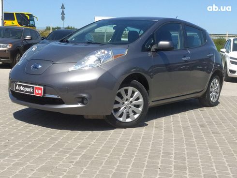 Nissan Leaf 2017 серый - фото 38