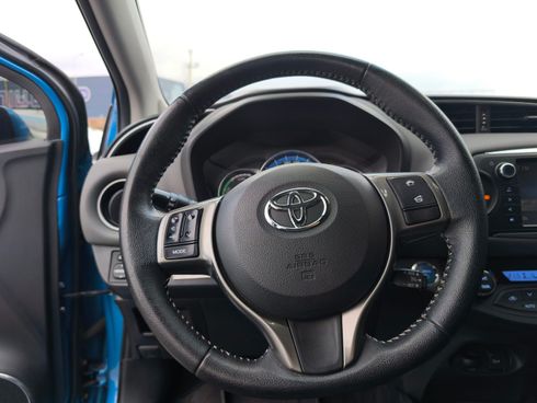 Toyota Yaris 2014 синий - фото 25