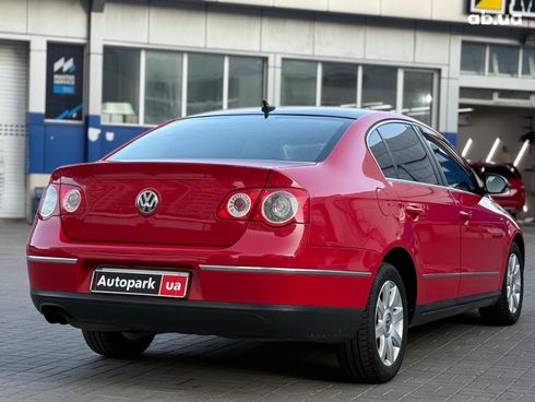 Volkswagen passat b6 2007 красный - фото 6