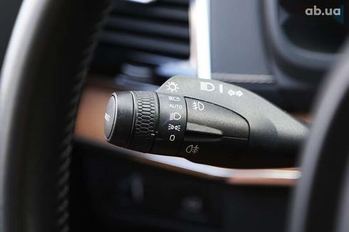 Volvo XC90 2017 - фото 29
