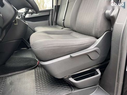 Volkswagen Caravelle 2016 - фото 12