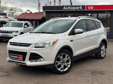 Продажа б/у Ford Escape 2015 года в Виннице - купить на Автобазаре