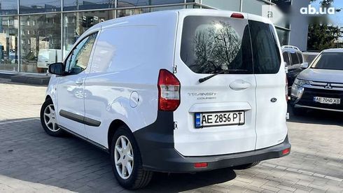 Ford Transit Courier 2016 - фото 6