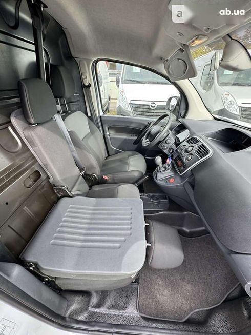 Renault Kangoo 2019 - фото 29