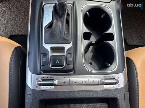 Kia Carnival 2021 - фото 17