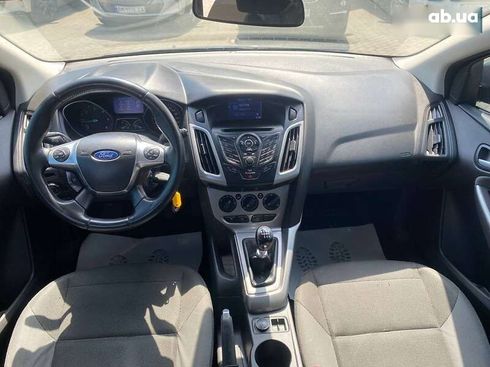 Ford Focus 2013 - фото 9