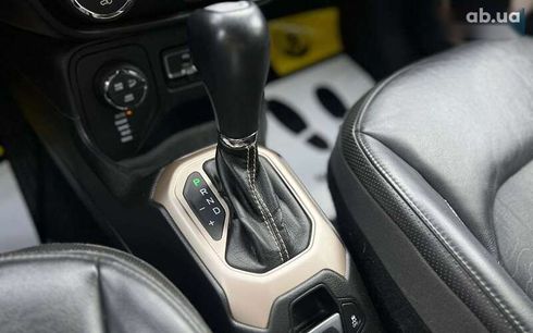 Jeep Renegade 2017 - фото 19