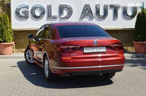 Volkswagen Passat 2018 - фото 22