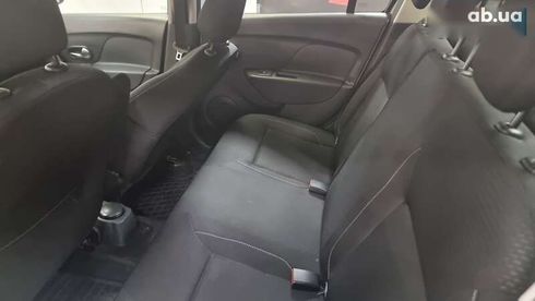 Renault Logan 2020 - фото 7