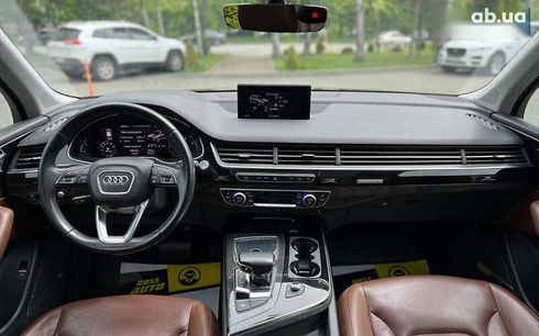 Audi Q7 2017 - фото 15