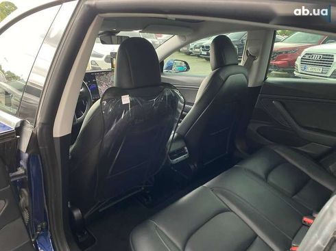 Tesla Model 3 2020 - фото 18