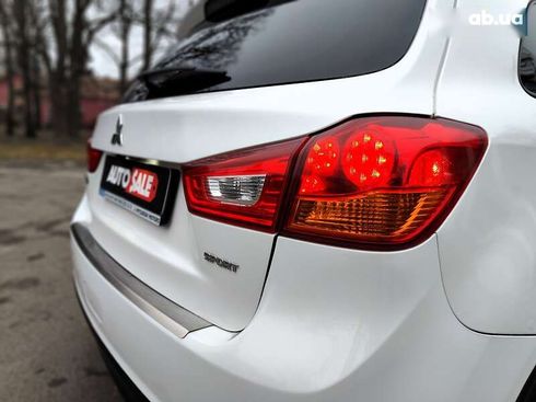 Mitsubishi Outlander 2015 - фото 14