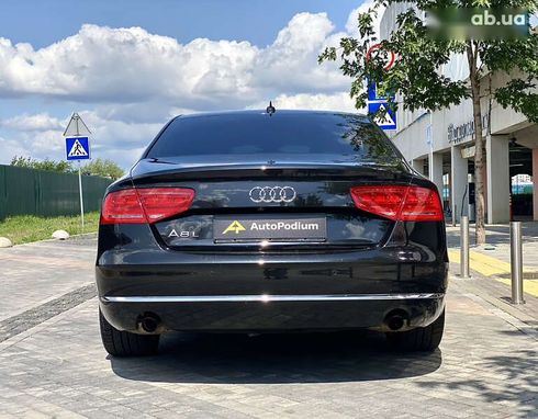 Audi A8 2012 - фото 11