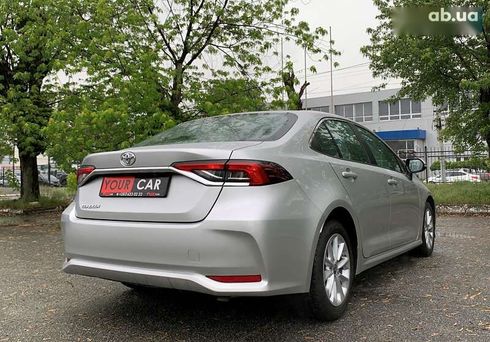 Toyota Corolla 2020 - фото 17