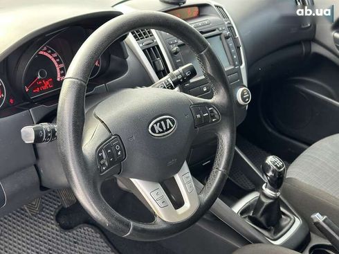 Kia Cee'd 2012 - фото 19