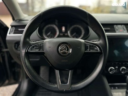Skoda Octavia 2018 - фото 30