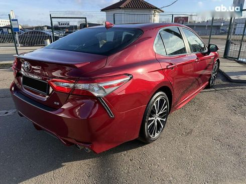 Toyota Camry 2017 - фото 5