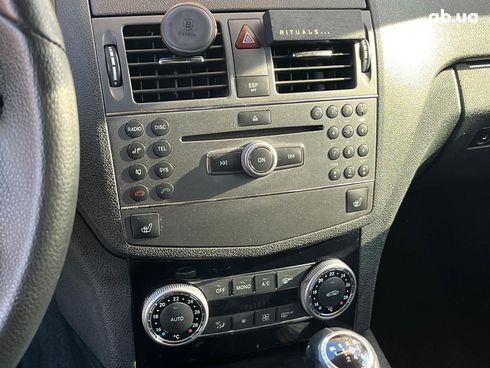 Mercedes-Benz C-Класс 2010 белый - фото 21
