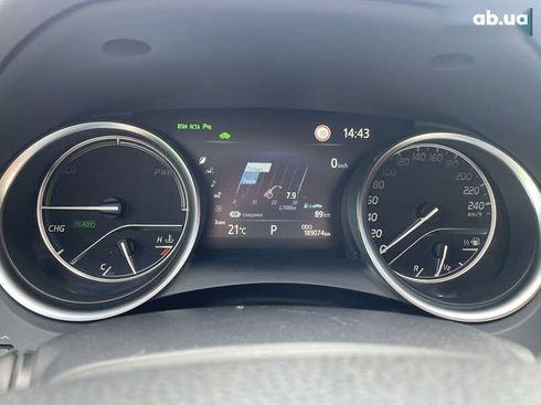 Toyota Camry 2020 - фото 14