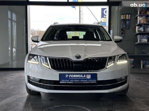 Skoda Octavia 2019 - фото 5