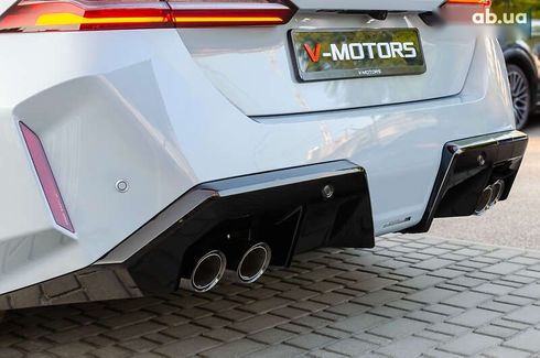 BMW M5 2025 - фото 17