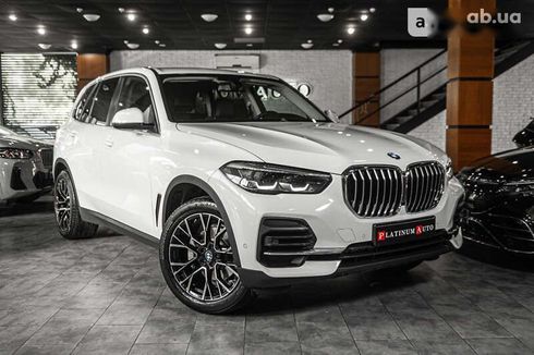 BMW X5 2021 - фото 21