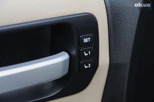 Toyota Sequoia 2012 - фото 25