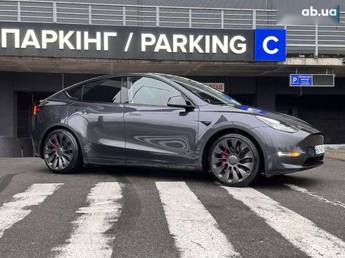 Tesla Model Y 2024 - фото 9