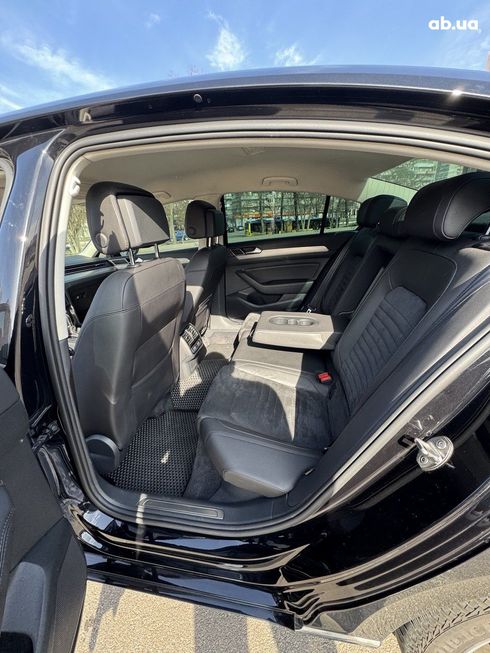 Volkswagen Passat 2019 черный - фото 7