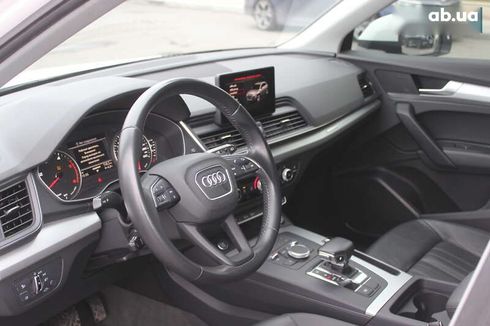 Audi Q5 2017 - фото 15