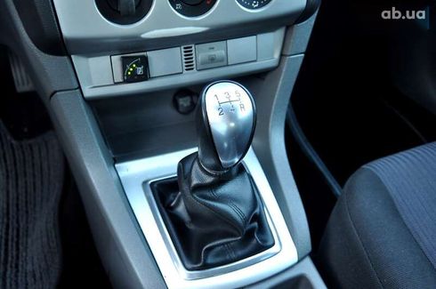 Ford Focus 2011 - фото 26