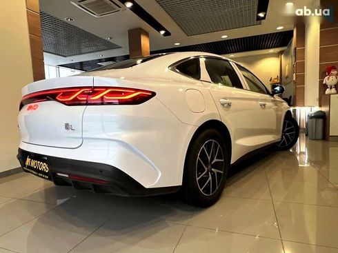 BYD Qin L 2024 - фото 4