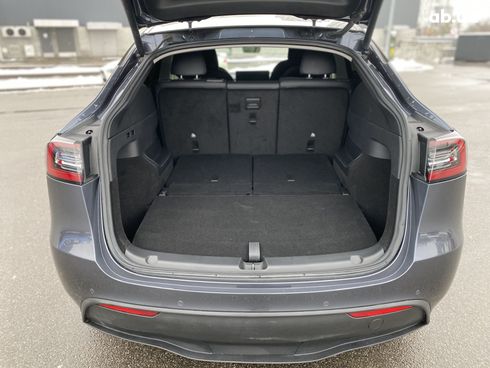 Tesla Model Y 2022 серый - фото 16