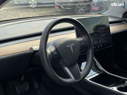 Tesla Model 3 2020 - фото 25