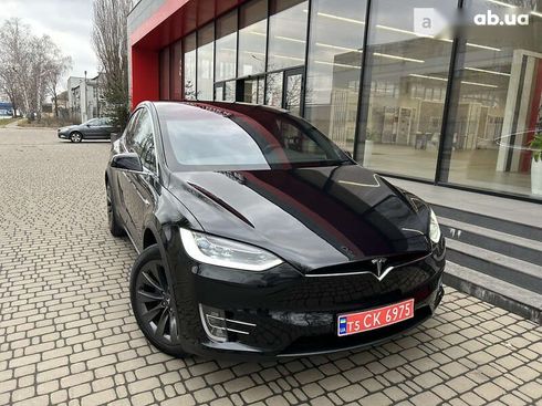 Tesla Model X 2018 - фото 2