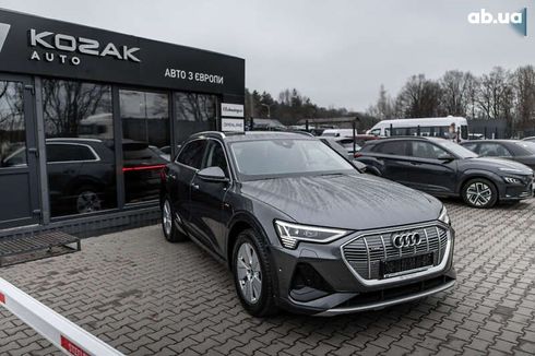 Audi E-Tron 2021 - фото 15