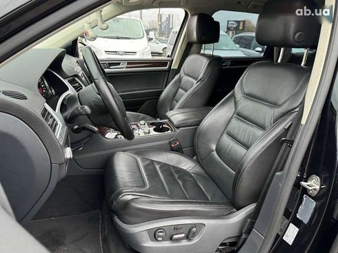 Volkswagen Touareg 2017 - фото 11