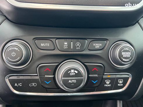 Jeep Cherokee 2019 черный - фото 62