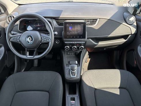 Renault Zoe 2020 - фото 20