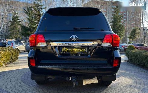 Toyota Land Cruiser 2013 - фото 6