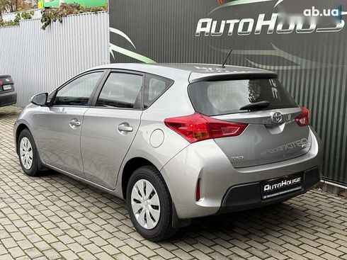 Toyota Auris 2014 - фото 18