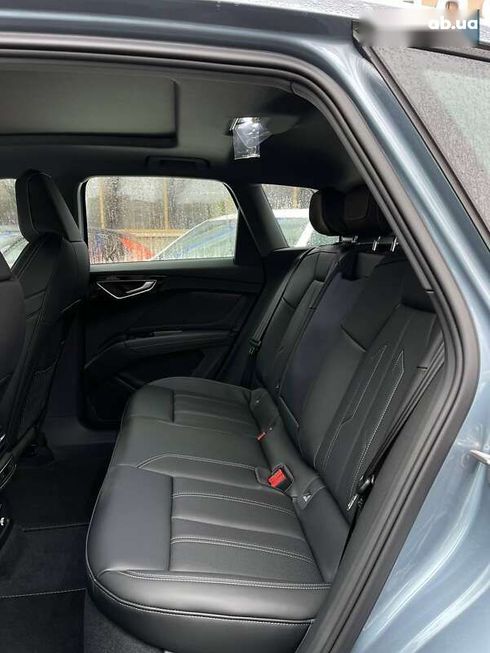 Audi Q4 e-tron 2025 - фото 19