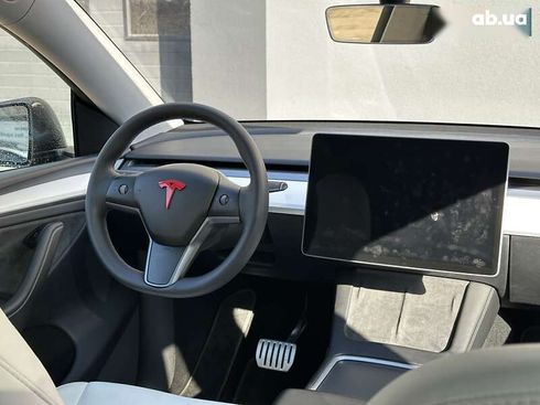 Tesla Model Y 2023 - фото 18